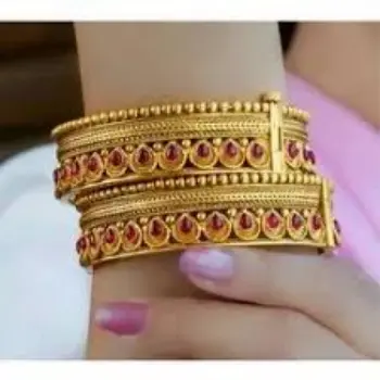 Quite imitation Bangles